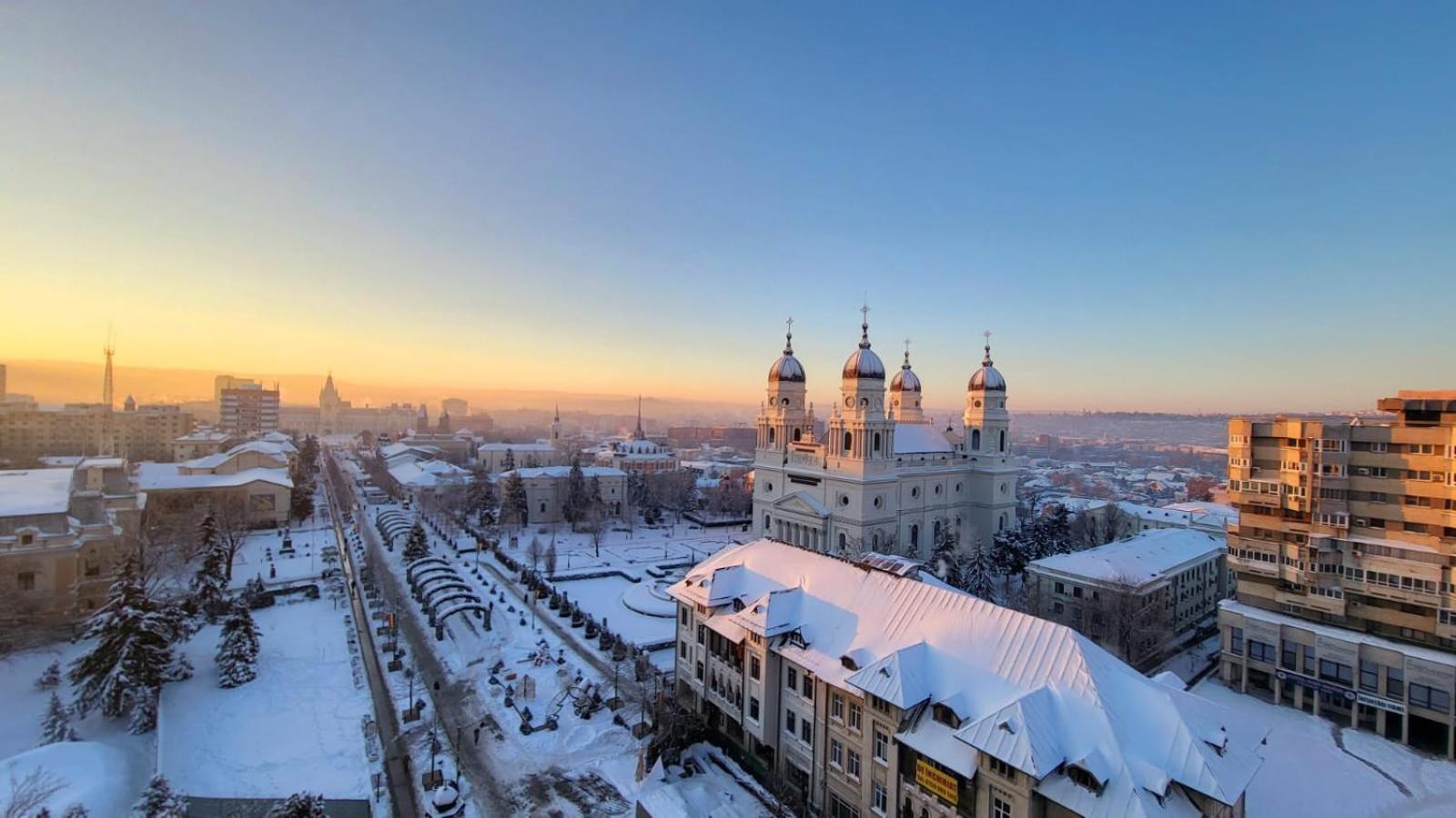 Appartamento Panoramic Penthouse In The Heart Of Iasi Esterno foto